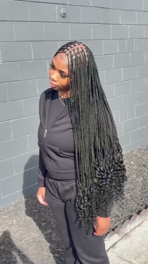 Knotless, boho, fulani, tribal and feed-in braids, work by Penda Fall